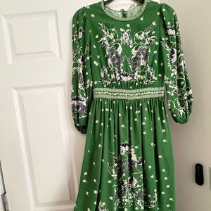 Max Studio Green Floral Long Sleeve Dress